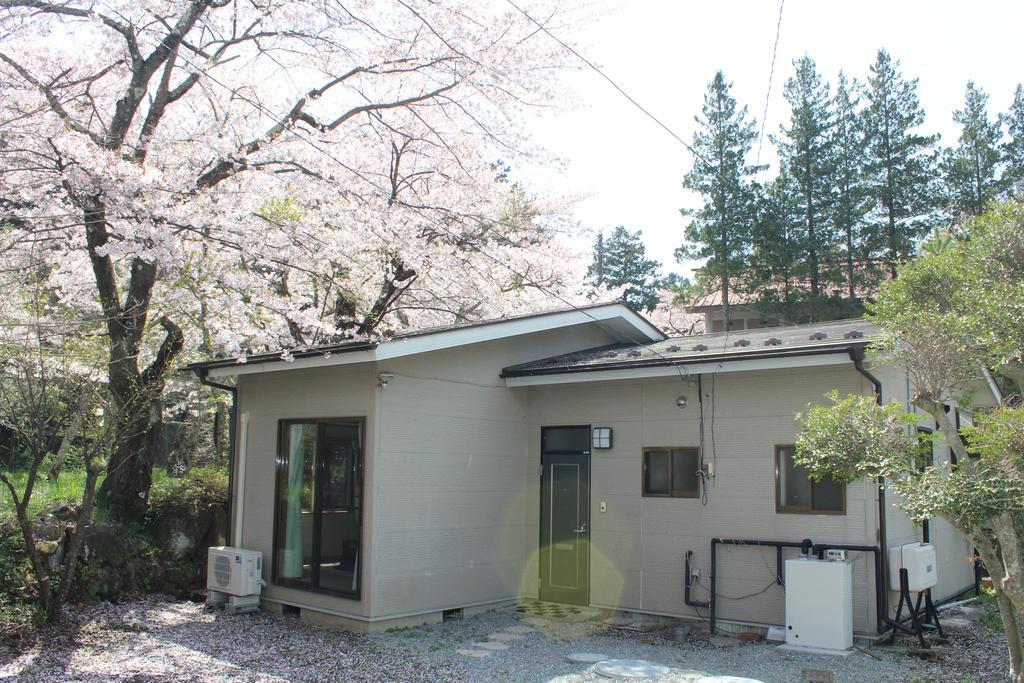 Nishimiyasou Hotel Fujikawaguchiko Exterior photo